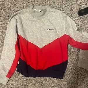 Champion pullover sweatshirt women’s red blue & grey Large